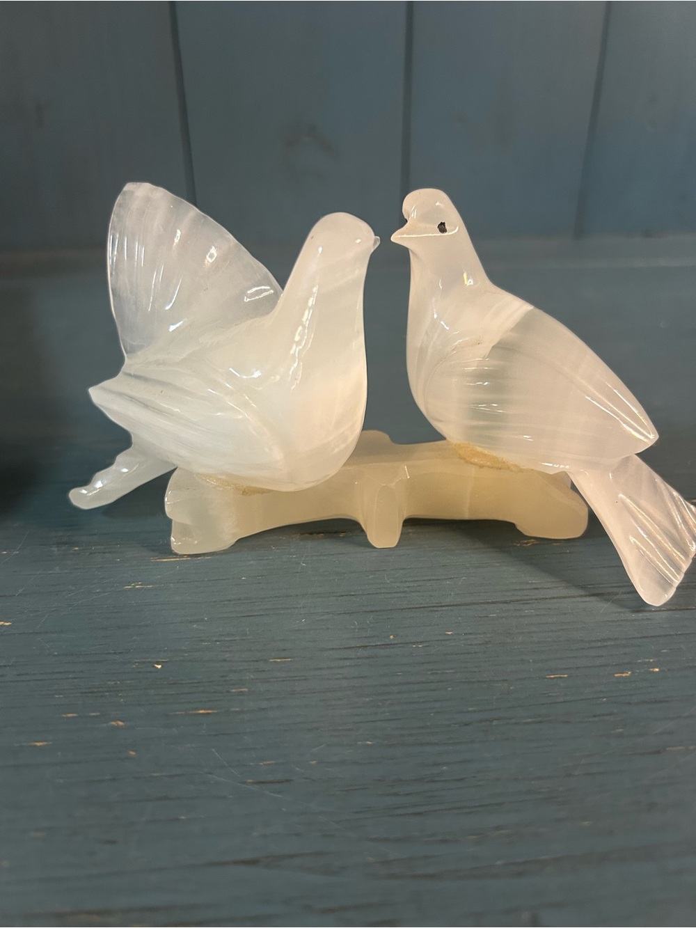 White Decorative Bird Figurines - Elegant Pair for Home Decor - White Onyx